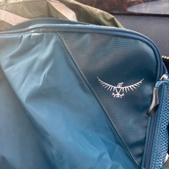 Osprey bag holder (missing duffel bag) transporter accessory bag holder to hold - Picture 4 of 4